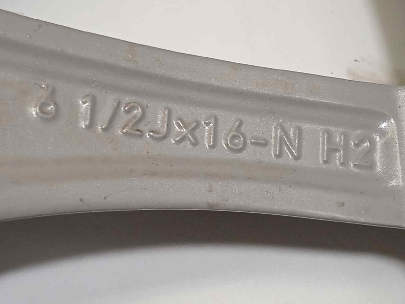 Recambio de llanta para bmw serie 3 touring (g21) 320d referencia OEM IAM 6876921  36116876921