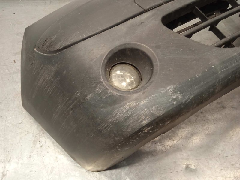 Recambio de paragolpes delantero para renault kangoo z.e. referencia OEM IAM 7701478129  