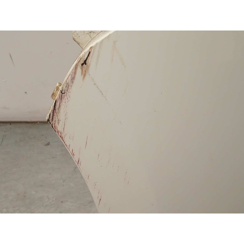 Recambio de aleta delantera izquierda para renault kangoo z.e. referencia OEM IAM 631011587R  