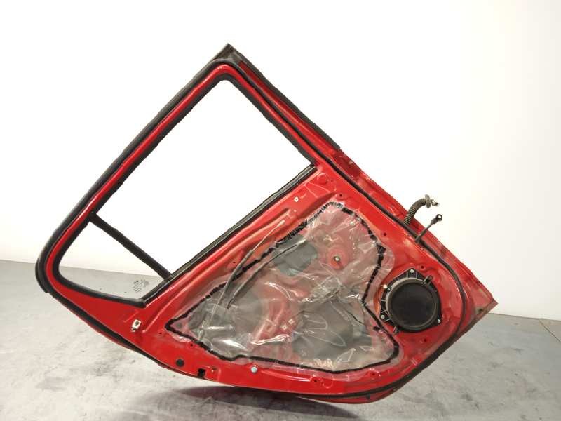 Recambio de puerta trasera izquierda para hyundai i20 1.2 cat referencia OEM IAM 770031J000  