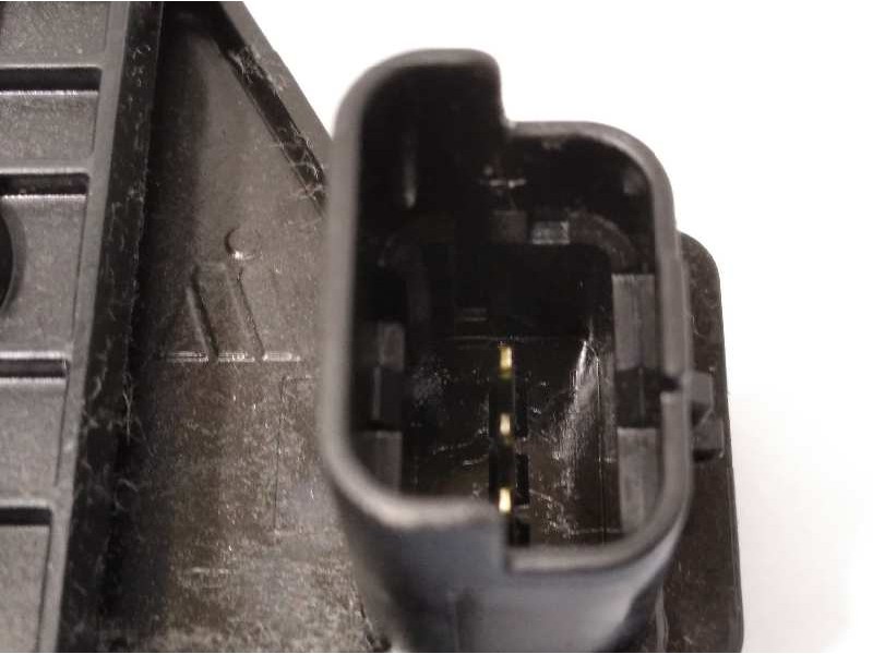 Recambio de cerradura maletero / porton para peugeot 208 style referencia OEM IAM 9694648680  