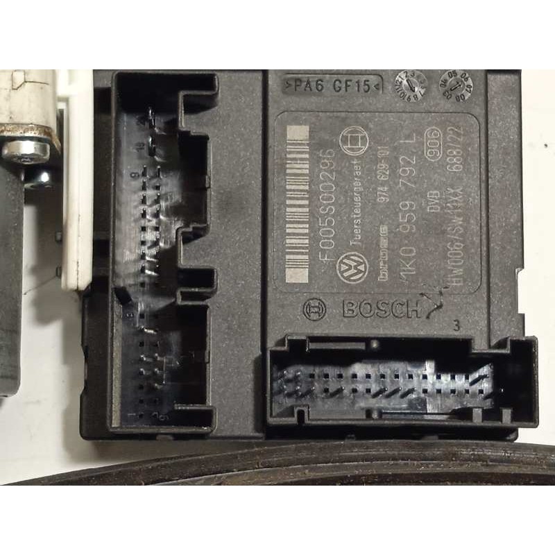 Recambio de elevalunas delantero derecho para volkswagen jetta (1k2) 1.9 tdi referencia OEM IAM 1K5837402AH  1K0959792L