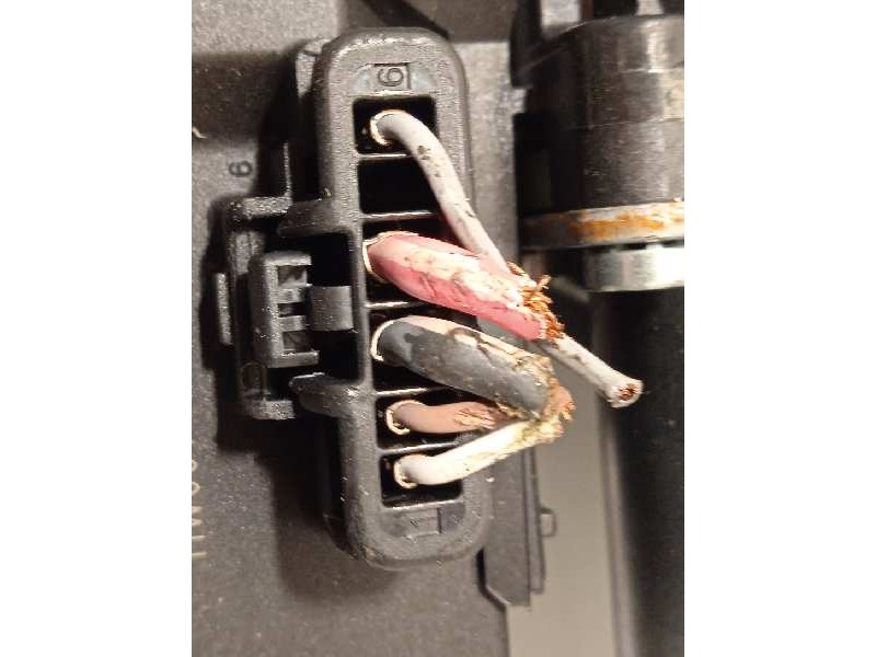 Recambio de elevalunas trasero derecho para renault scenic iii dynamique referencia OEM IAM 827303178R  