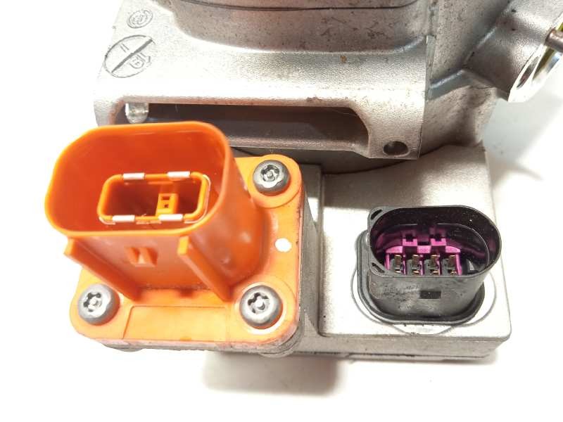 Recambio de compresor aire acondicionado para volkswagen golf vii lim. (bq1) gte referencia OEM IAM 5QE816803J  