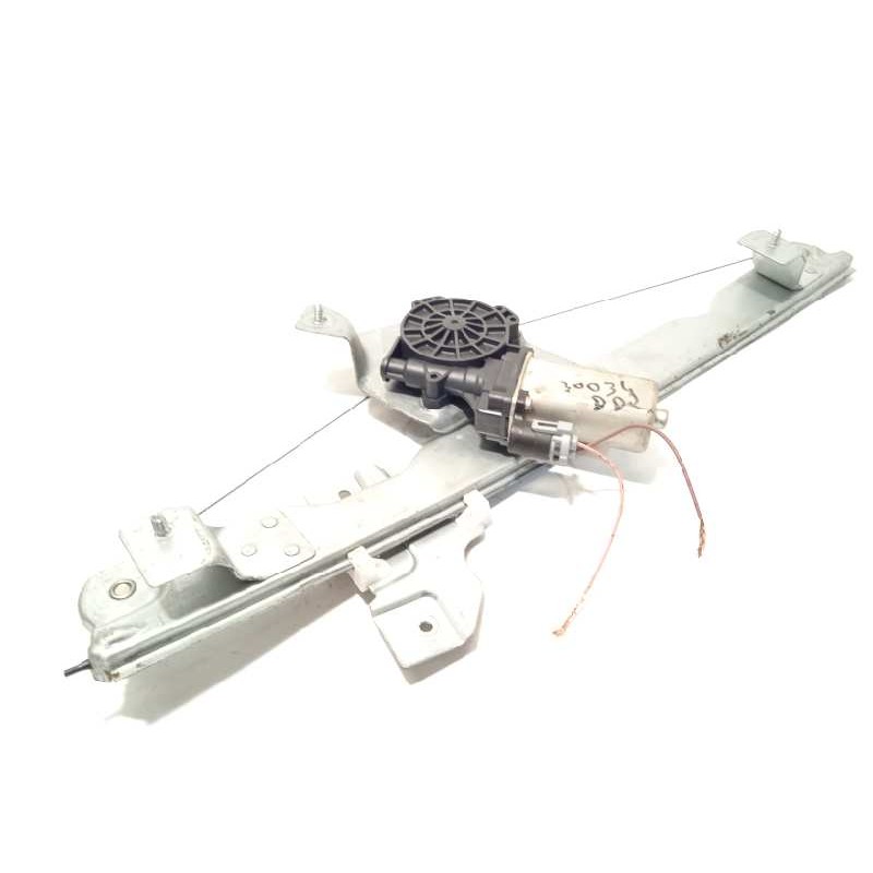 Recambio de elevalunas delantero derecho para dacia duster laureate 4x2 referencia OEM IAM 8200733828  