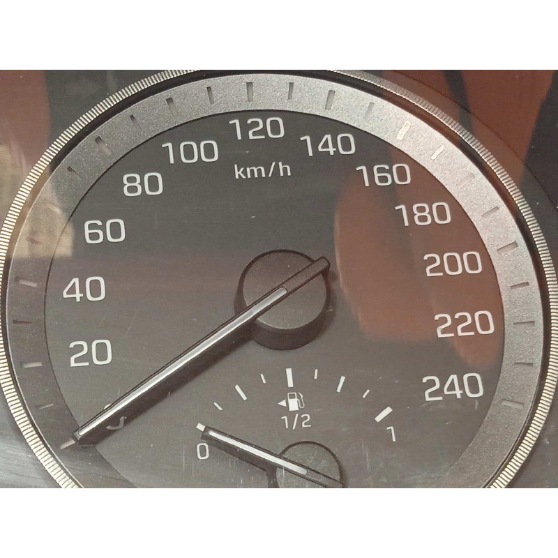 Recambio de cuadro instrumentos para hyundai tucson referencia OEM IAM 94023D7FB0  