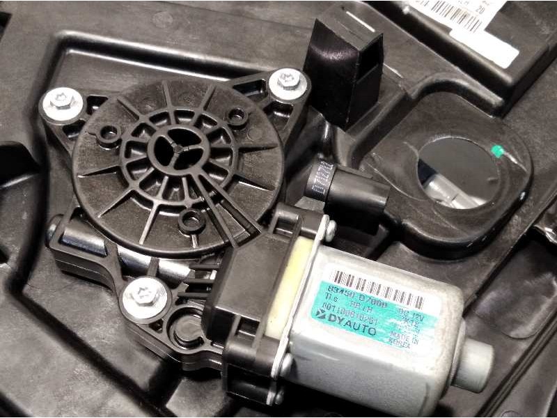 Recambio de elevalunas trasero izquierdo para hyundai tucson 1.7 crdi cat referencia OEM IAM 83450D7000  83471D7000