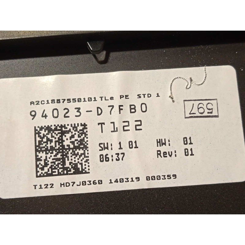 Recambio de cuadro instrumentos para hyundai tucson referencia OEM IAM 94023D7FB0  