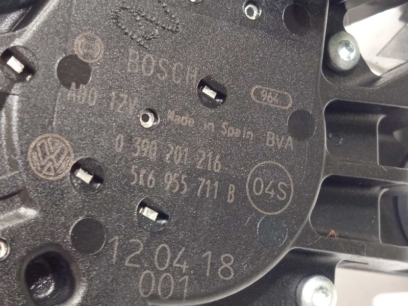 Recambio de motor limpia trasero para volkswagen touran (1t3) advance referencia OEM IAM 5K6955711B  0390201216