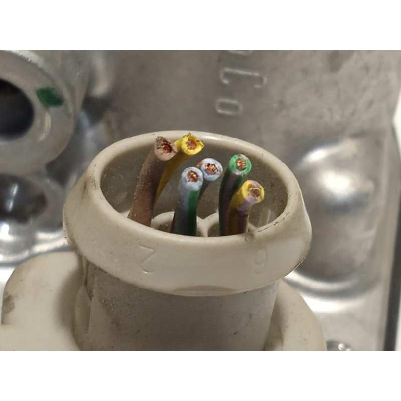 Recambio de caja mariposa para ford ecosport (cr6) st-line referencia OEM IAM CM5G9F991GA  