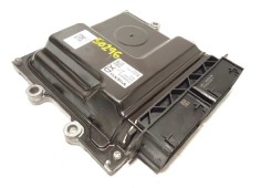 Recambio de centralita motor uce para volvo v60 familiar referencia OEM IAM 31452623  2797009612