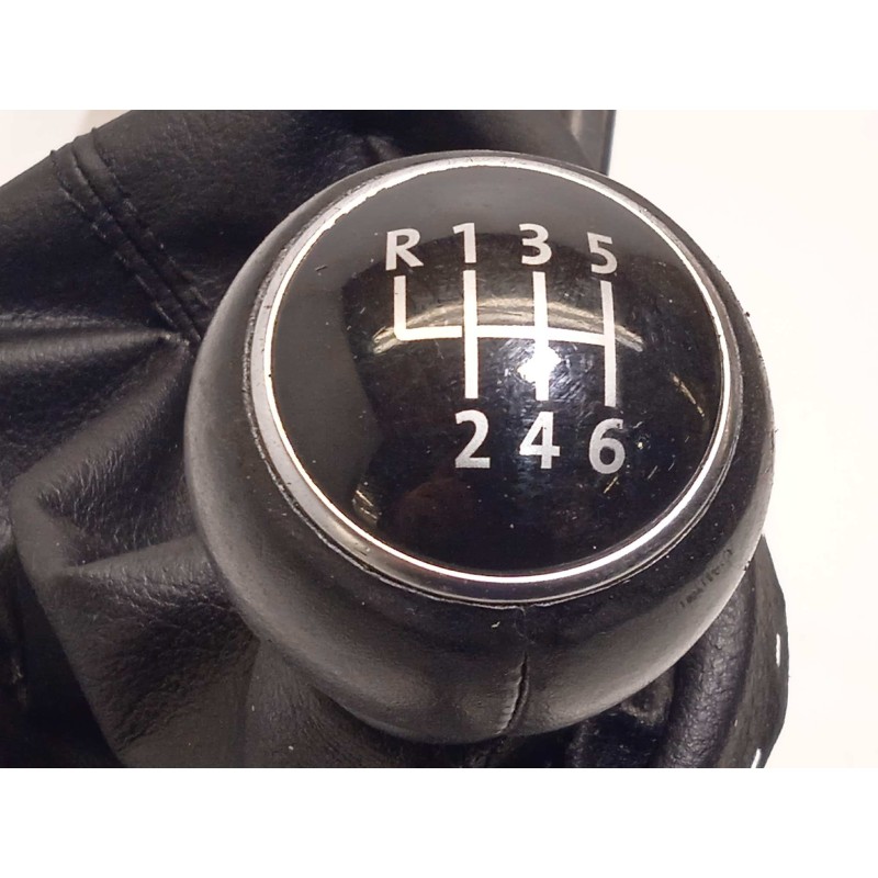 Recambio de palanca cambio para volkswagen touran (1t3) advance referencia OEM IAM 1T0711049BD  