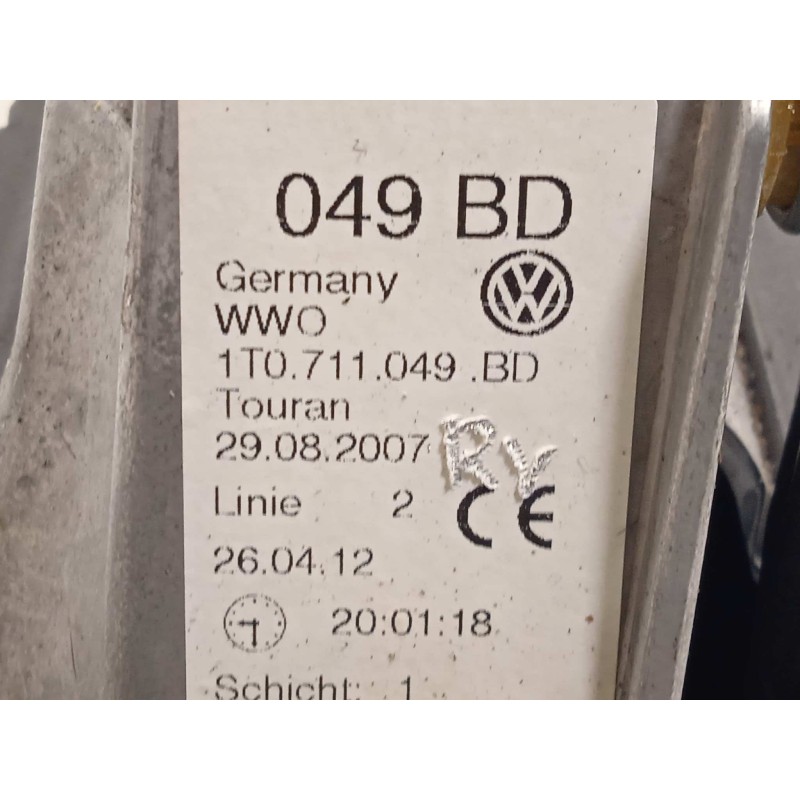 Recambio de palanca cambio para volkswagen touran (1t3) advance referencia OEM IAM 1T0711049BD  