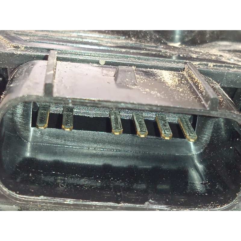 Recambio de cerradura puerta delantera izquierda para hyundai i20 1.2 16v cat referencia OEM IAM 81310C8020  