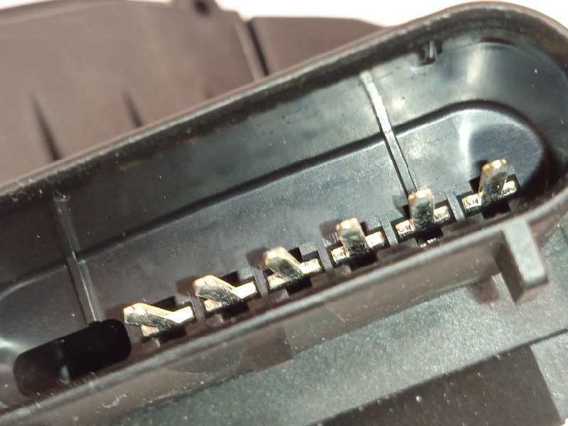 Recambio de cerradura puerta trasera derecha para volvo v60 familiar referencia OEM IAM 31301746  