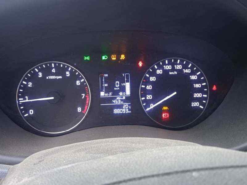Recambio de cuadro instrumentos para hyundai i20 1.2 16v cat referencia OEM IAM 94003C8011  