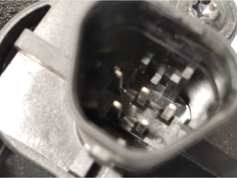 Recambio de caudalimetro para opel corsa e selective referencia OEM IAM 13452145  
