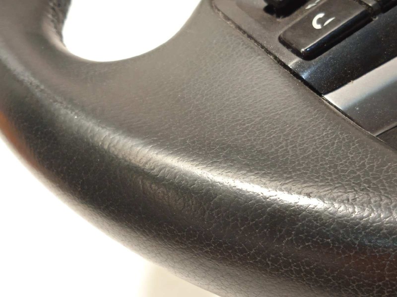 Recambio de volante para hyundai tucson referencia OEM IAM 56100D7AN0TRY  