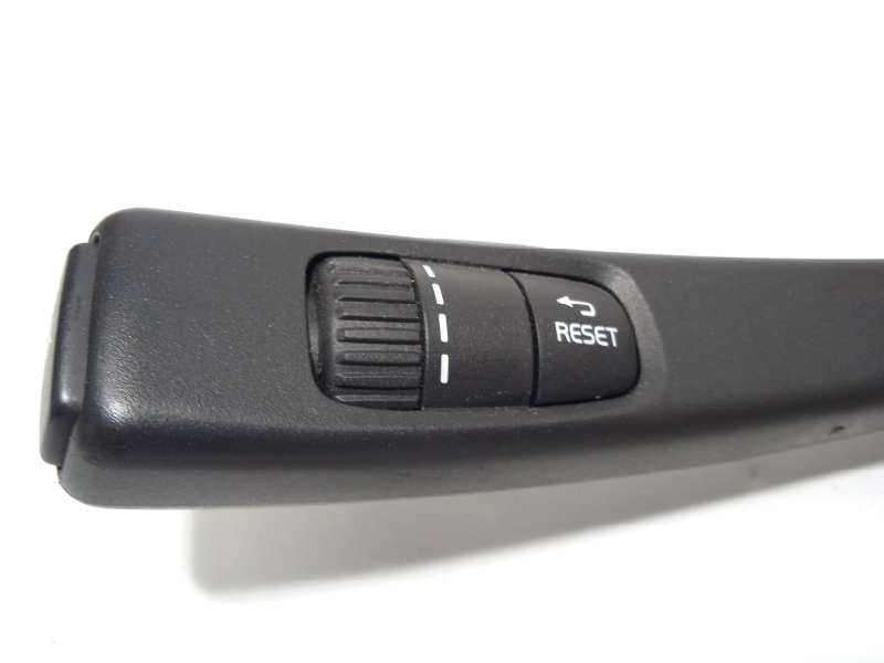 Recambio de mando intermitentes para volvo v60 familiar referencia OEM IAM 31456030  