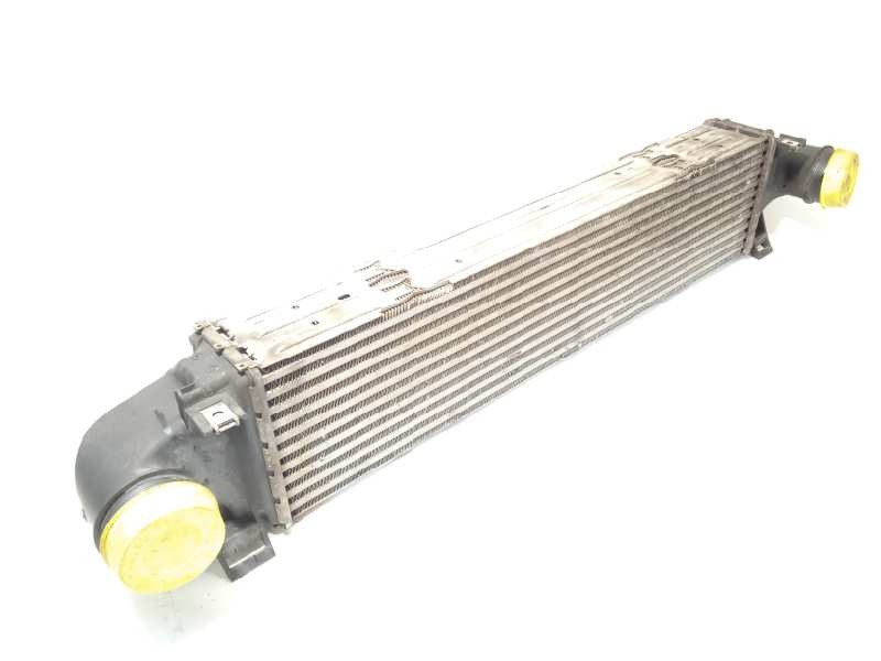 Recambio de intercooler para volvo v60 familiar referencia OEM IAM 31338236  