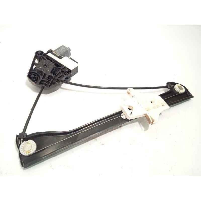 Recambio de elevalunas trasero derecho para skoda fabia familiar 1.0 referencia OEM IAM 5Q0959811E  6V0839462