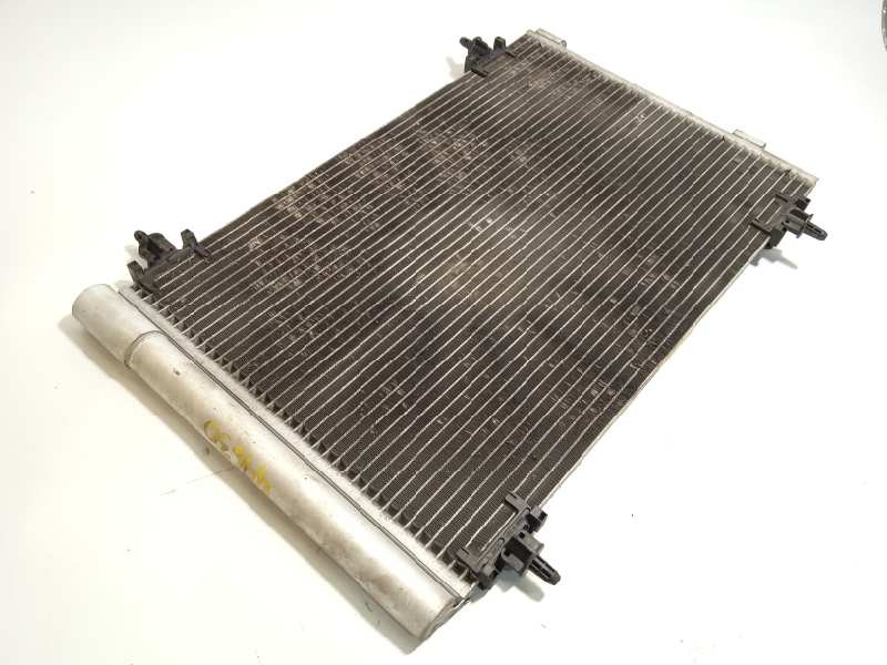 Recambio de condensador / radiador aire acondicionado para peugeot partner kombi confort referencia OEM IAM 9682531580  