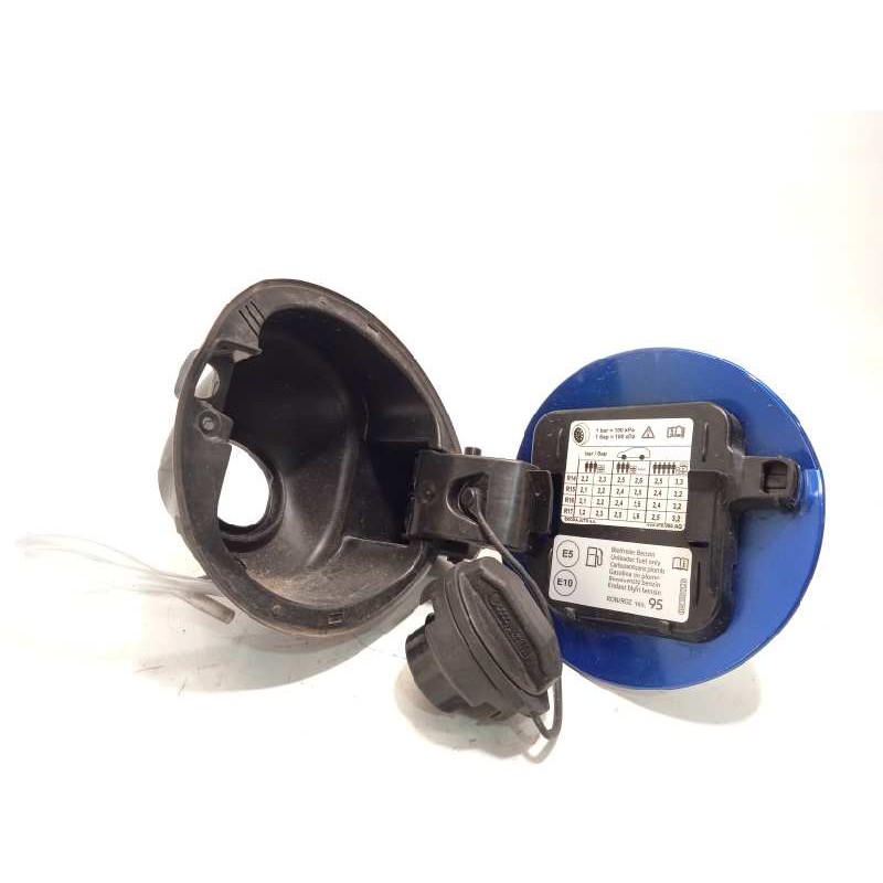 Recambio de tapa exterior combustible para skoda fabia familiar 1.0 referencia OEM IAM 6V9809999  