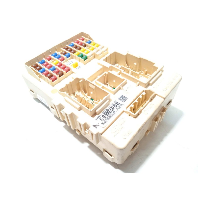 Recambio de caja reles / fusibles para hyundai tucson referencia OEM IAM 91951D7530  