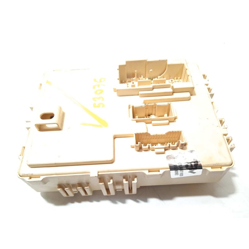 Recambio de caja reles / fusibles para hyundai tucson referencia OEM IAM 91951D7530  