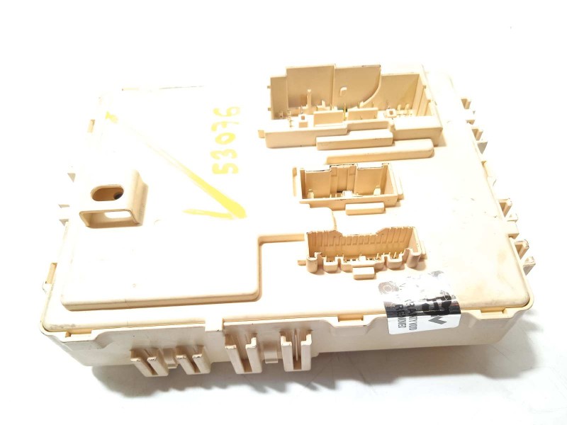 Recambio de caja reles / fusibles para hyundai tucson referencia OEM IAM 91951D7530  