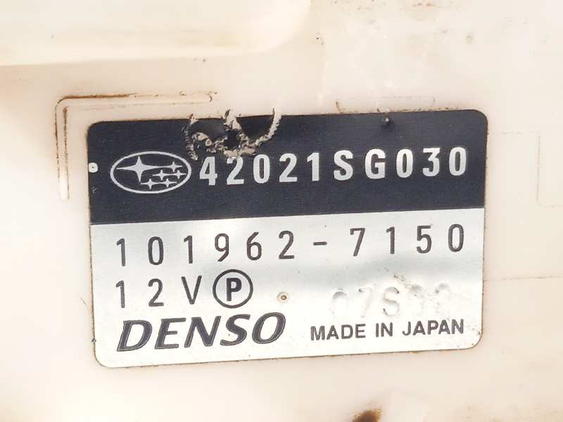 Recambio de bomba combustible para subaru legacy kombi/outback b14 outback executive referencia OEM IAM 42021SG030  