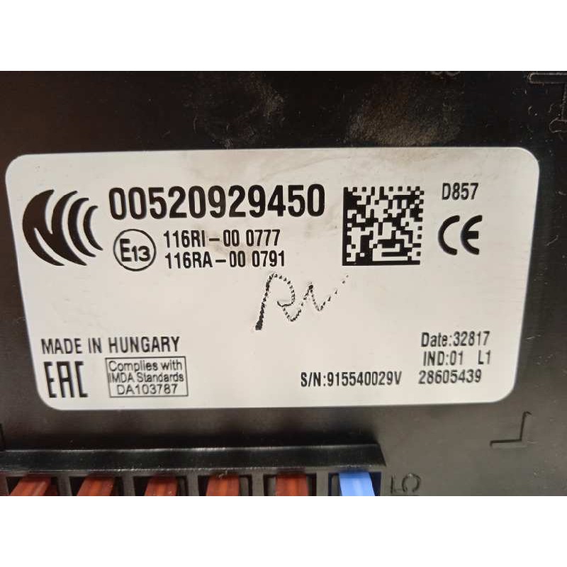 Recambio de caja reles / fusibles para jeep renegade 1.6 m-jet cat referencia OEM IAM 00520929450  520929450