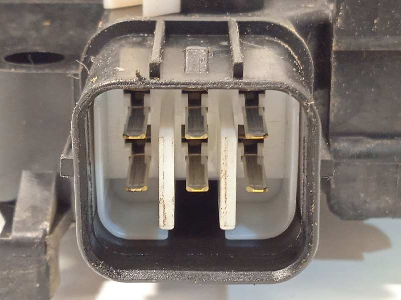 Recambio de elevalunas delantero derecho para subaru legacy kombi/outback b14 outback executive referencia OEM IAM 61041AL000  