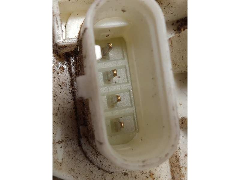 Recambio de cerradura puerta trasera derecha para jeep renegade 1.6 m-jet cat referencia OEM IAM 52082561  