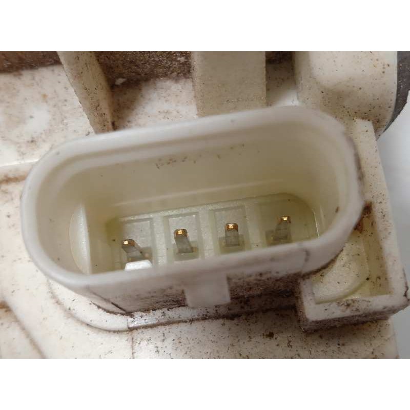 Recambio de cerradura puerta trasera izquierda para jeep renegade 1.6 m-jet cat referencia OEM IAM 52082563  