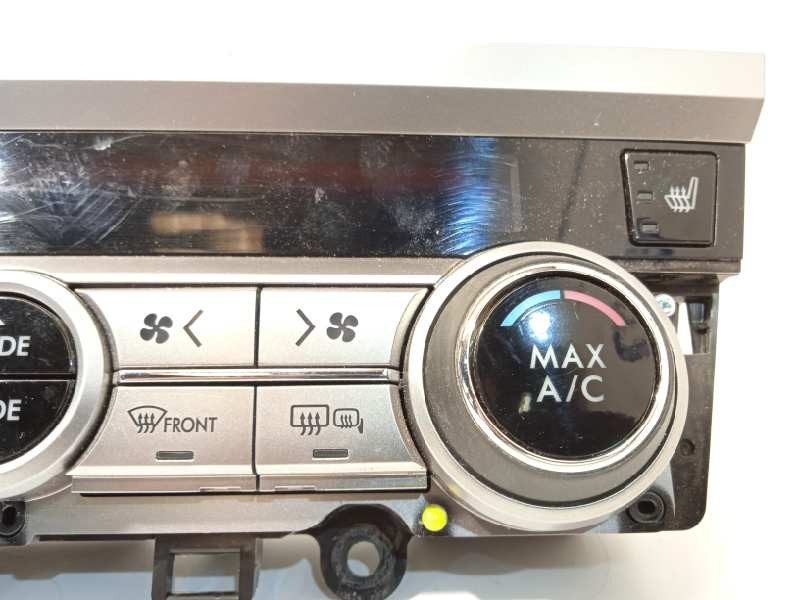 Recambio de mando climatizador para subaru legacy kombi/outback b14 outback executive referencia OEM IAM 72311AL110  
