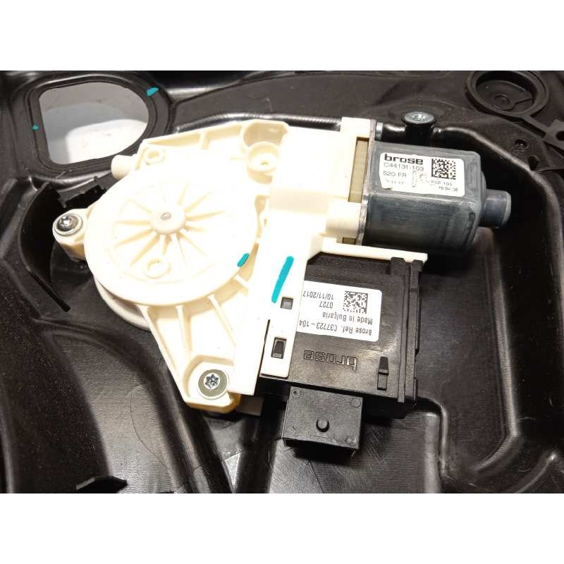 Recambio de elevalunas delantero derecho para jeep renegade 1.6 m-jet cat referencia OEM IAM 00520645270  