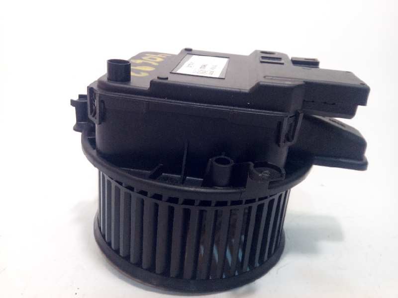 Recambio de motor calefaccion para audi a4 berlina (8w2) 2.0 16v tfsi referencia OEM IAM 4M1820021  