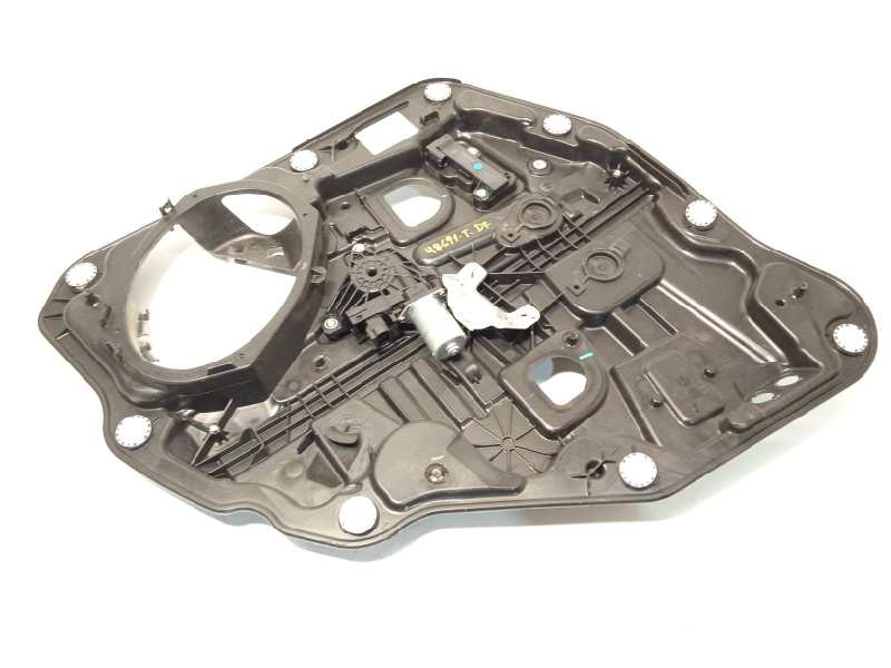 Recambio de elevalunas trasero derecho para jeep renegade 1.6 m-jet cat referencia OEM IAM 00520651670  