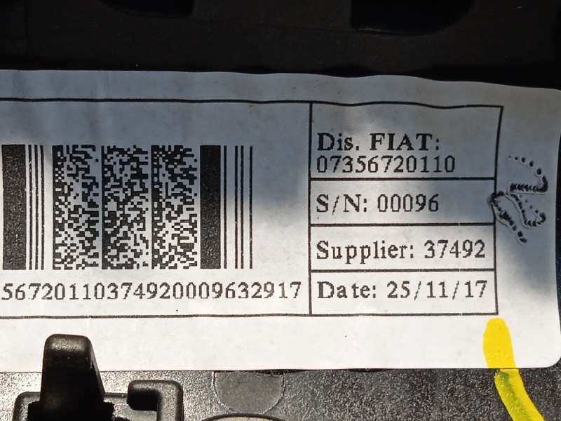 Recambio de volante para jeep renegade 1.6 m-jet cat referencia OEM IAM 07356720110  7356720110