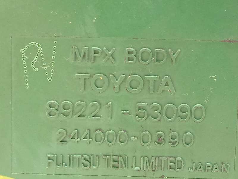 Recambio de modulo electronico para lexus is200 (gxe10) 2.0 cat referencia OEM IAM 8922153090  2440000390