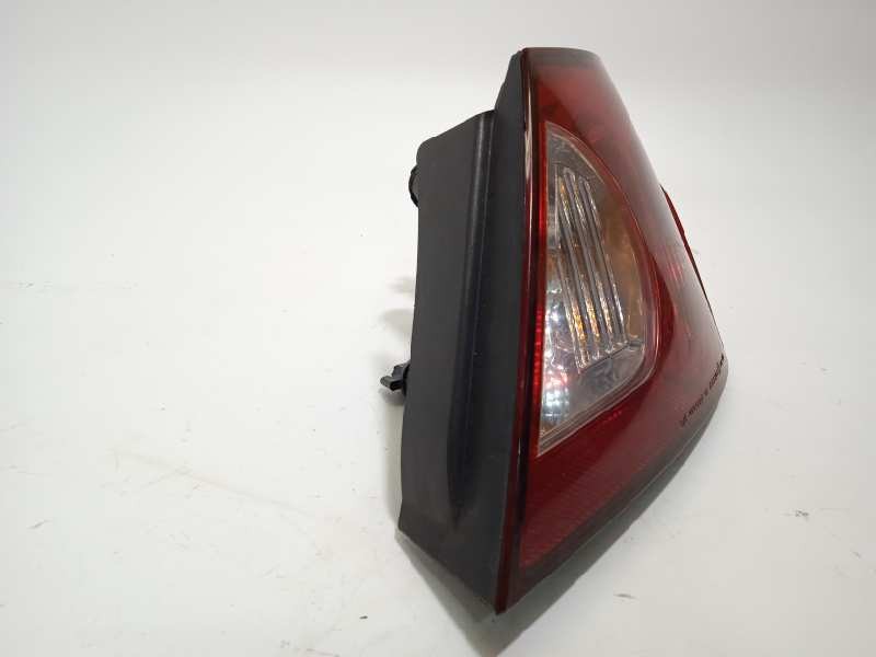 Recambio de piloto trasero derecho para chrysler sebring berlina 2.0 crd cat referencia OEM IAM 05303986AD  5303988AD