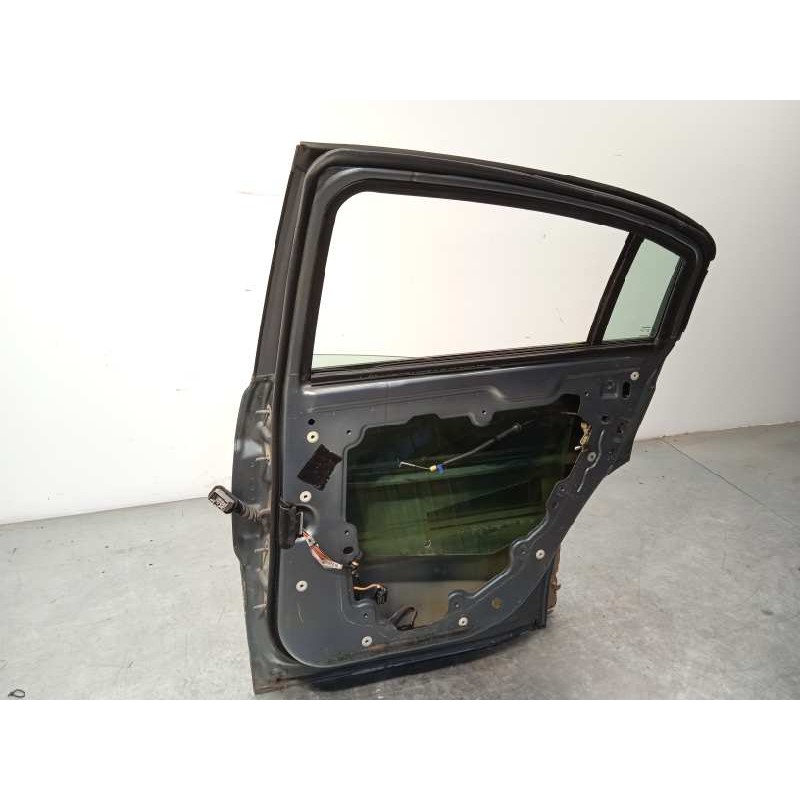 Recambio de puerta trasera derecha para chrysler sebring berlina 2.0 crd cat referencia OEM IAM 5074524AB  