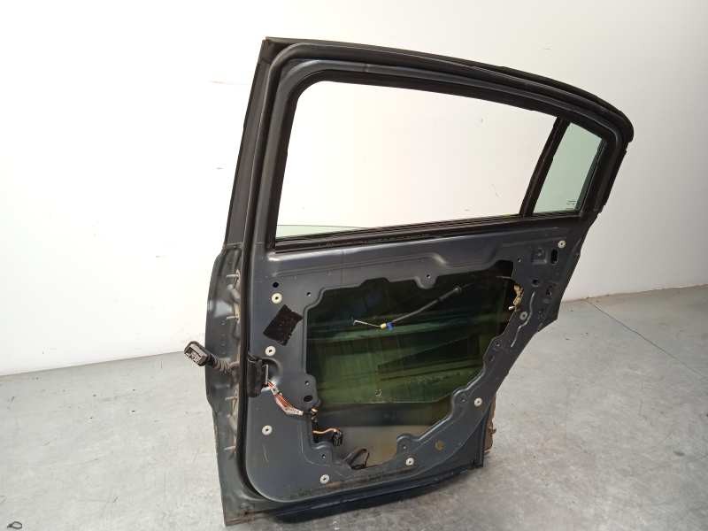 Recambio de puerta trasera derecha para chrysler sebring berlina 2.0 crd cat referencia OEM IAM 5074524AB  