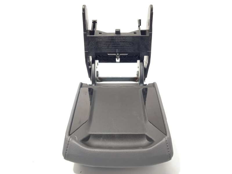 Recambio de apoyabrazos central para volkswagen t-cross 1.0 tsi referencia OEM IAM 2GM864207A  2GM864207ATJT