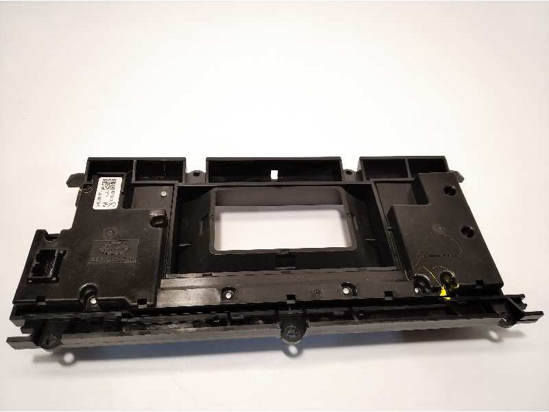 Recambio de mando multifuncion para land rover evoque 2.2 td4 cat referencia OEM IAM EJ3218C858AC  