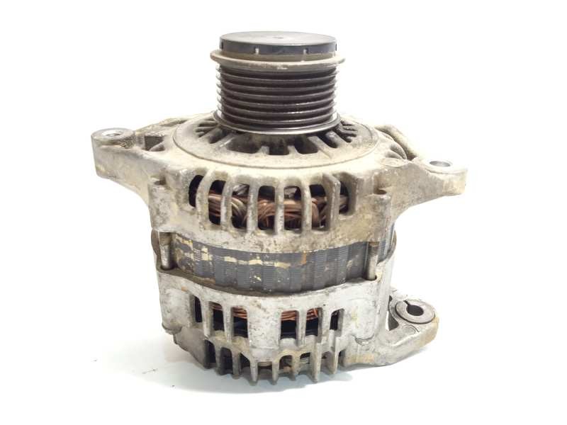 Recambio de alternador para nissan patrol gr (y61) 3.0 16v turbodiesel cat referencia OEM IAM 23100VS40C  