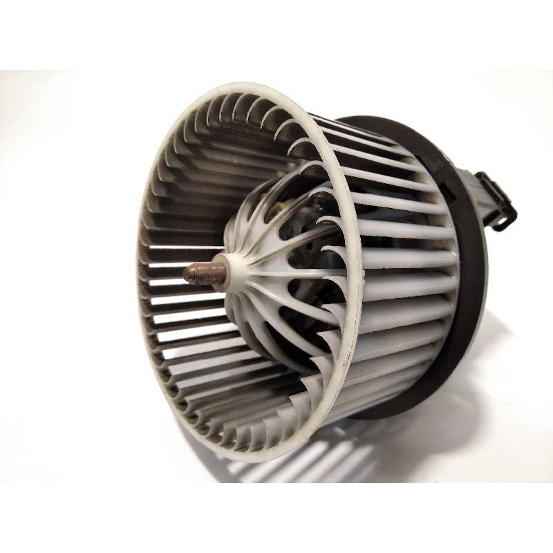 Recambio de motor calefaccion para land rover evoque 2.2 td4 cat referencia OEM IAM LR016627  