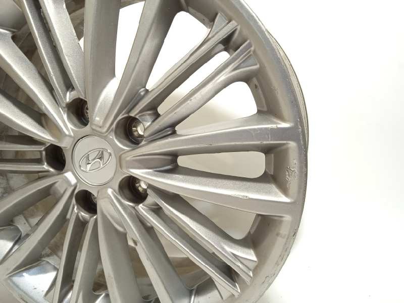 Recambio de llanta para hyundai kona 1.0 tgdi cat referencia OEM IAM 52910J9200  