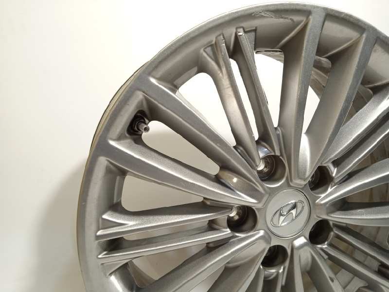 Recambio de llanta para hyundai kona 1.0 tgdi cat referencia OEM IAM 52910J9200  